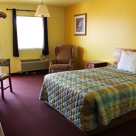 Westworld Country Inn Hubbard ภายนอก รูปภาพ