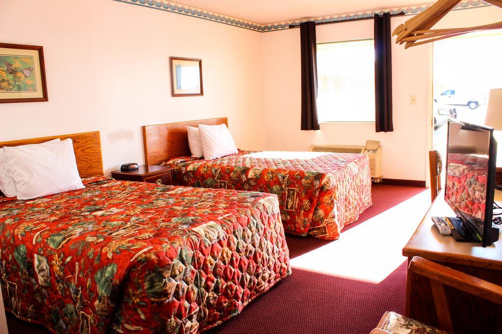 Westworld Country Inn Hubbard ภายนอก รูปภาพ