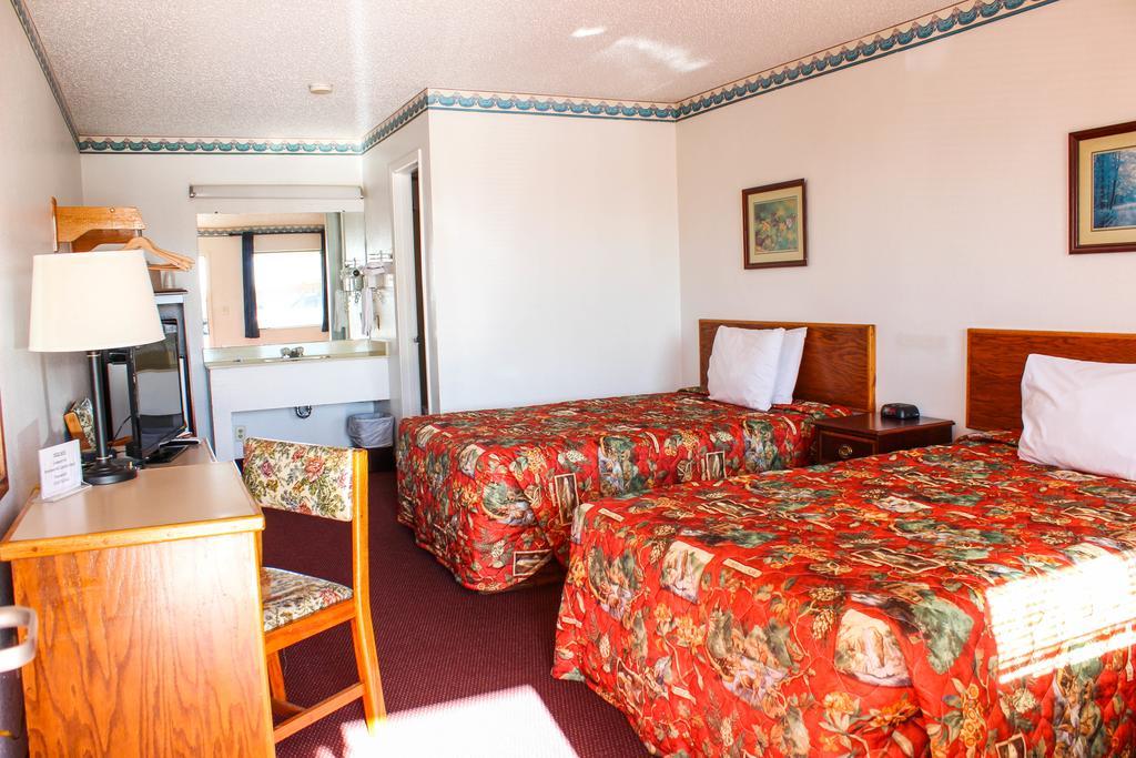 Westworld Country Inn Hubbard ภายนอก รูปภาพ