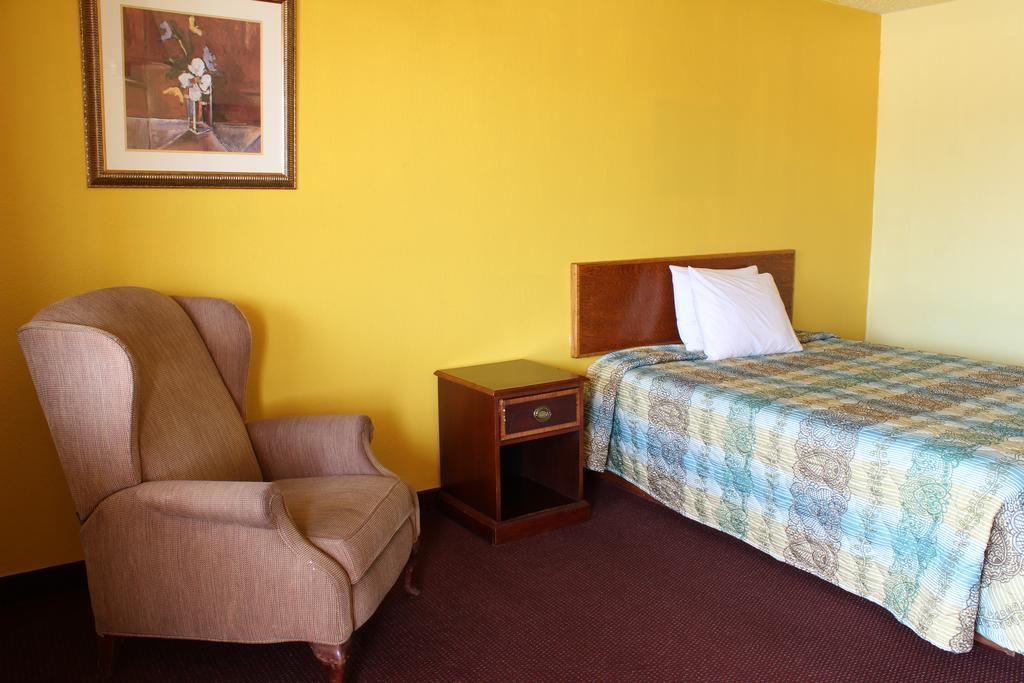 Westworld Country Inn Hubbard ภายนอก รูปภาพ
