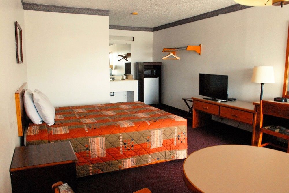 Westworld Country Inn Hubbard ภายนอก รูปภาพ