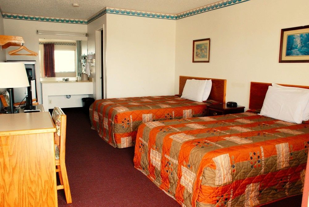 Westworld Country Inn Hubbard ภายนอก รูปภาพ